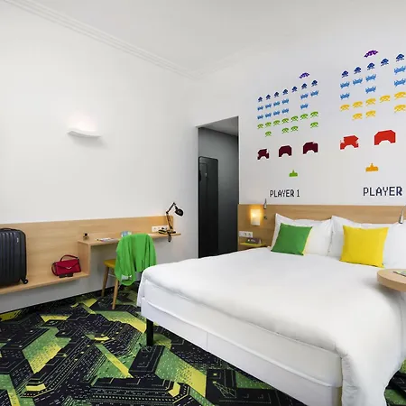 Ibis Styles Budapest Center-3